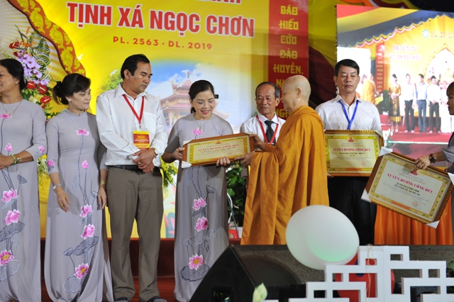 Đại lễ tự tứ Tăng: Tuyên dương công đức Phật tử góp phần xây dựng Tịnh xá Ngọc Chơn